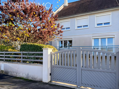 Maison - 170 m² - 7 pièces