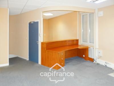 Appartement - 95 m² - 4 pièces