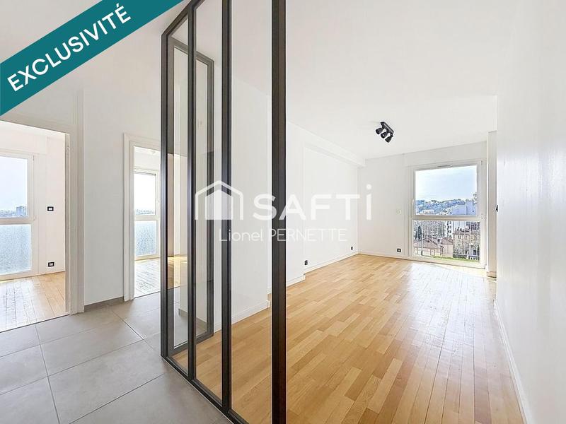 Appartement - 99 m² - 5 pièces