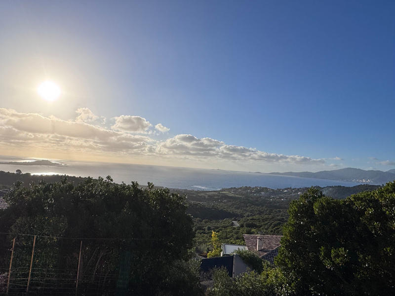 Villa - 213 m² - 5 pièces