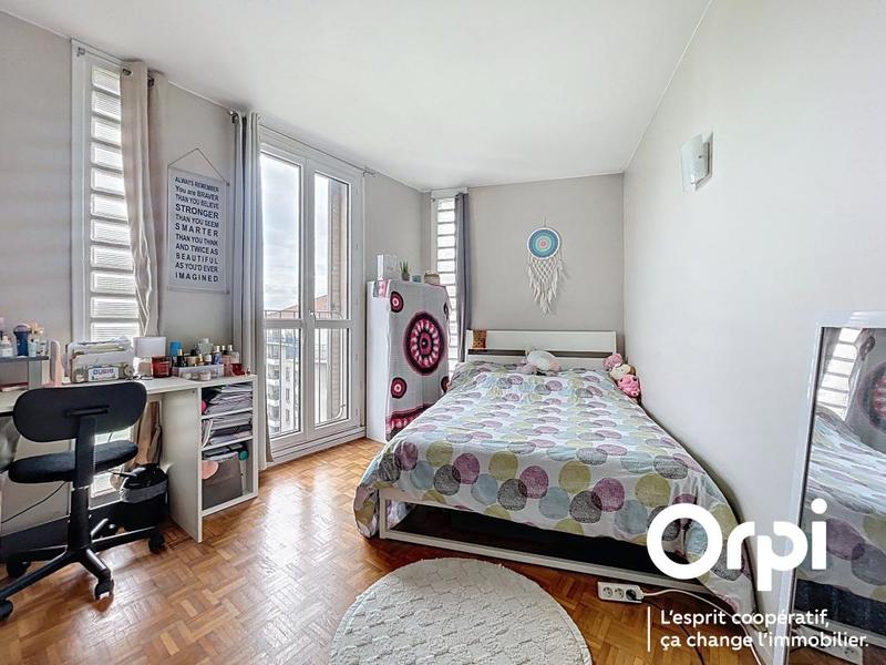 Appartement - 110 m² - 5 pièces