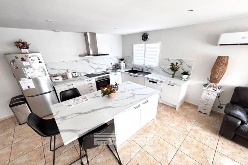 Villa - 94 m² - 4 pièces