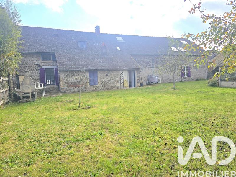 Maison - 253 m² - 8 pièces