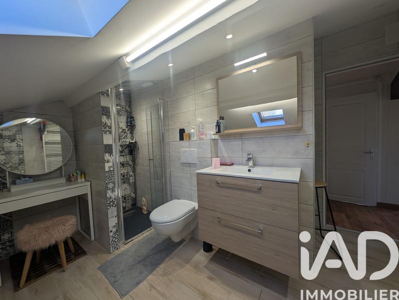 Maison - 165 m² - 10 pièces