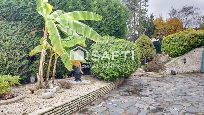 Maison - 155 m² - 8 pièces