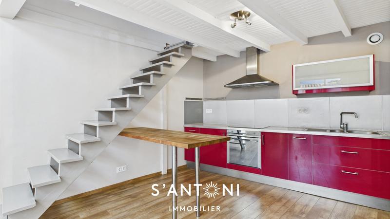 Maison - 185 m² - 5 pièces