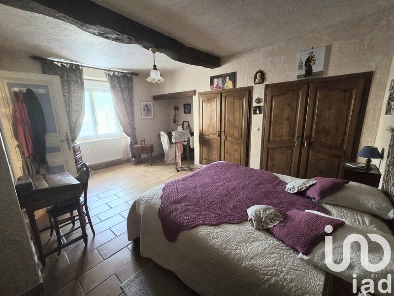 Maison - 204 m² - 7 pièces