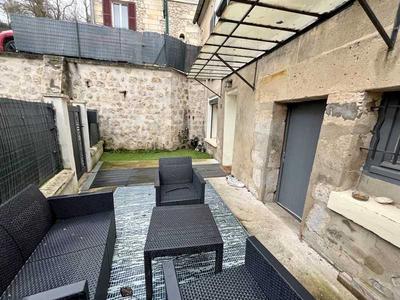 Maison - 94 m² - 5 pièces