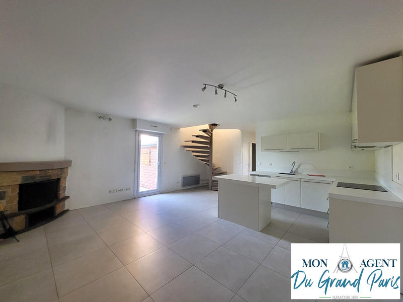 Maison - 122 m² - 6 pièces