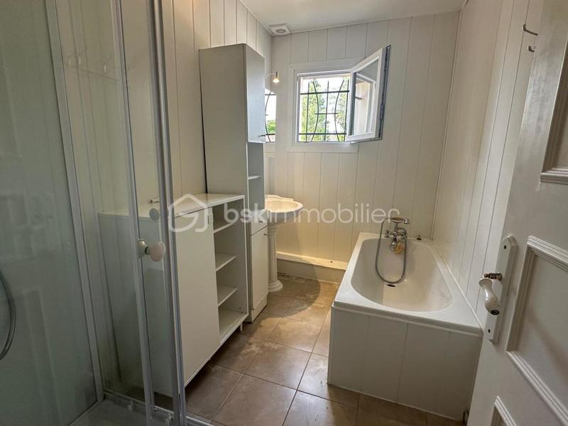 Maison traditionnelle - 108 m² - 5 pièces