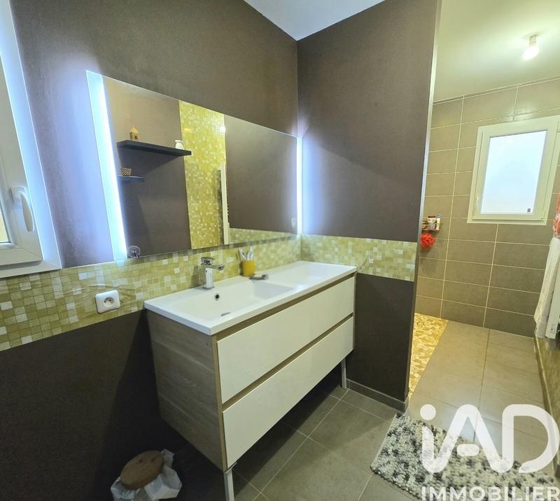 Maison - 167 m² - 7 pièces