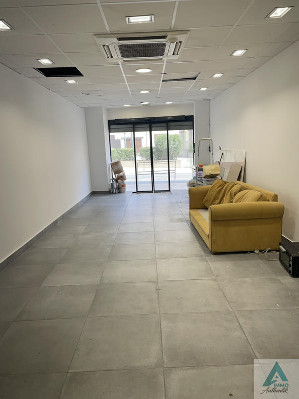 Local commercial - 58 m²