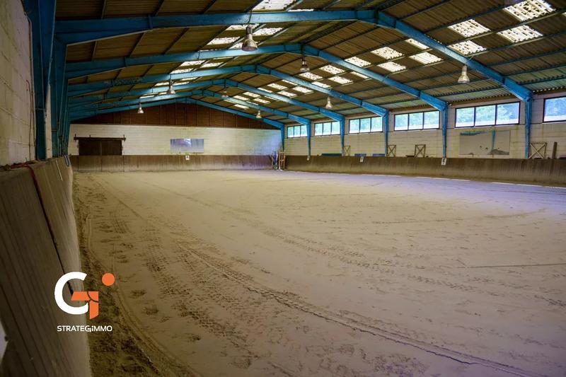 Maison de domaine équestre - 20 pièces