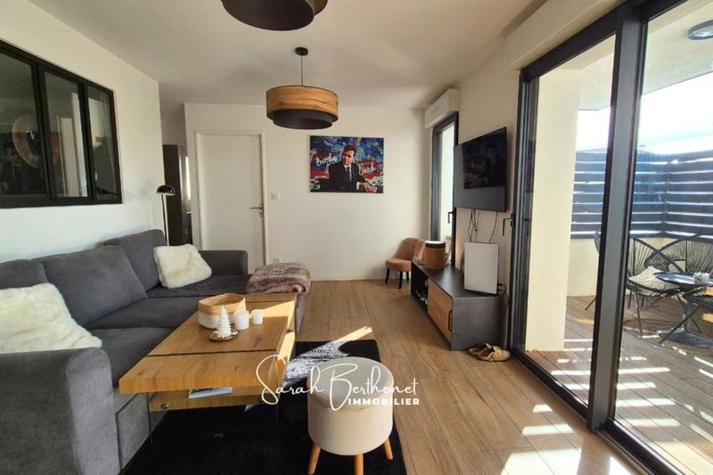 Appartement - 57 m² - 3 pièces