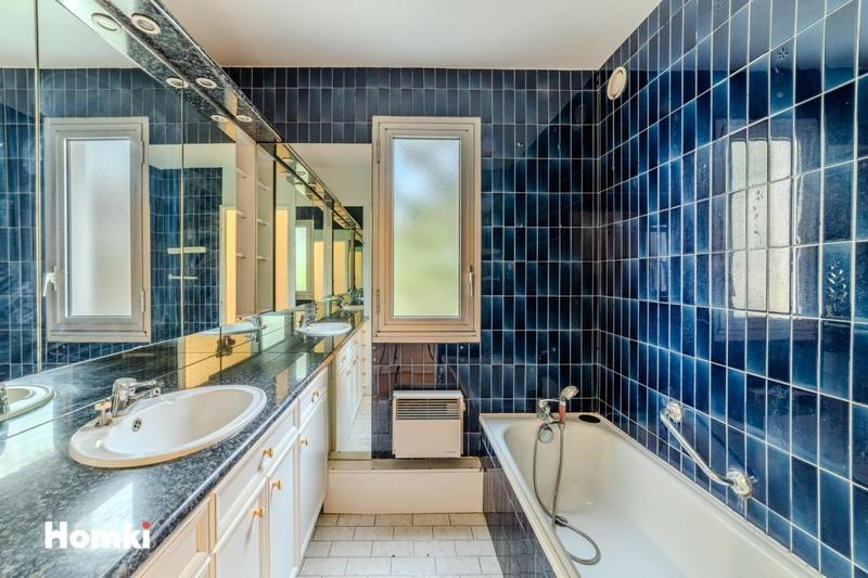 Appartement - 84 m² - 3 pièces