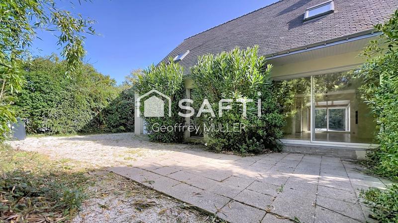 Maison - 145 m² - 6 pièces