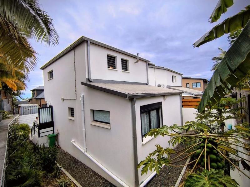 Maison - 93 m² - 4 pièces