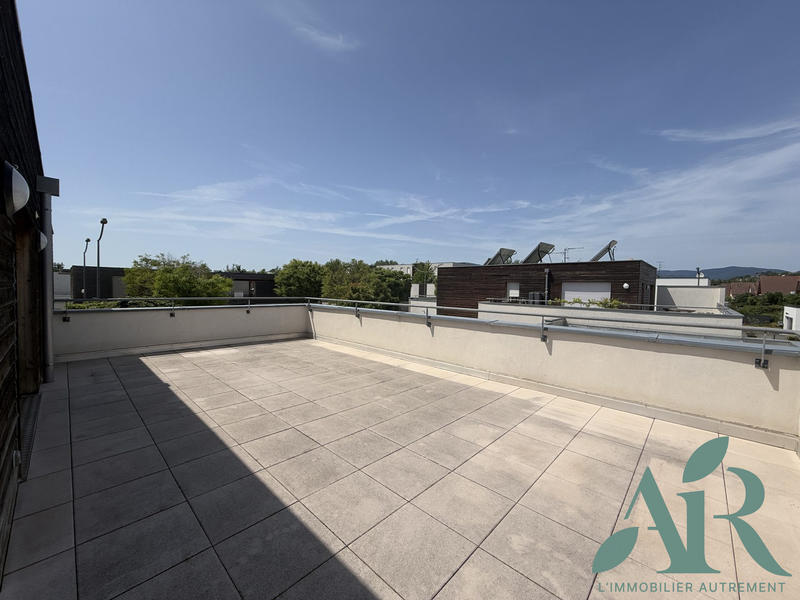 Appartement - 81 m² - 4 pièces