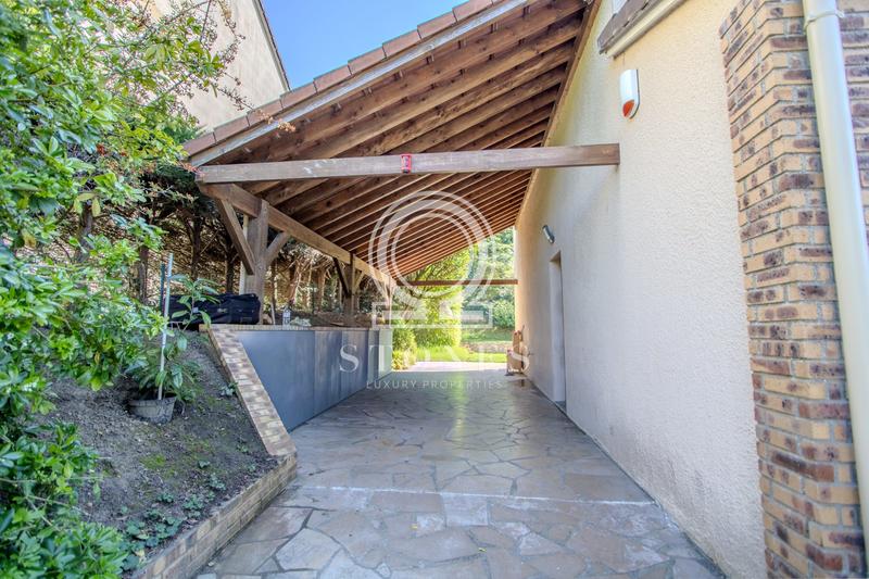 Maison ancienne - 163 m² - 7 pièces