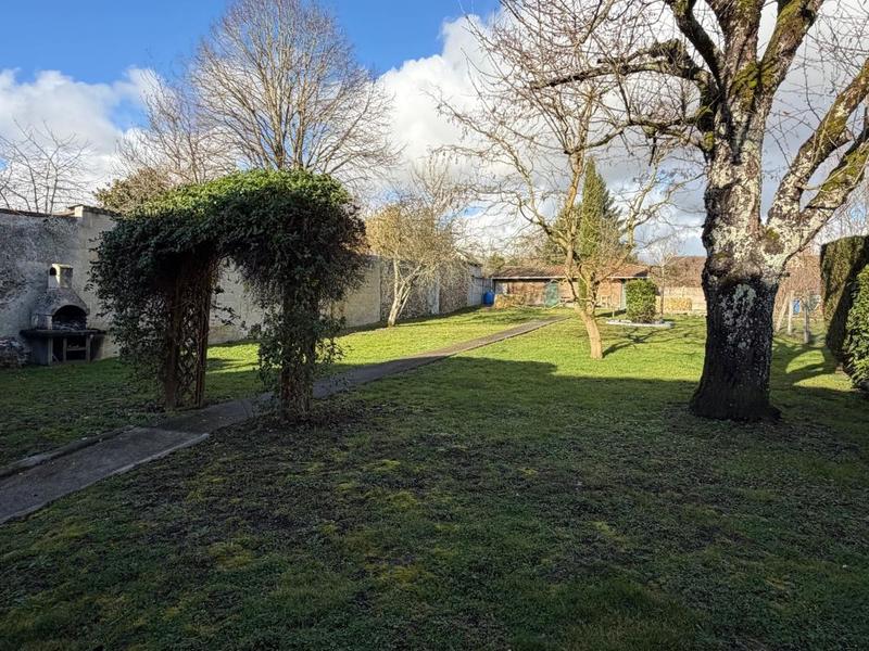 Maison - 197 m² - 5 pièces