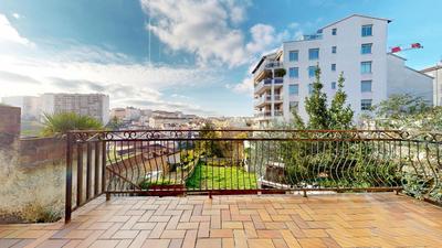 Appartement - 100 m² - 5 pièces