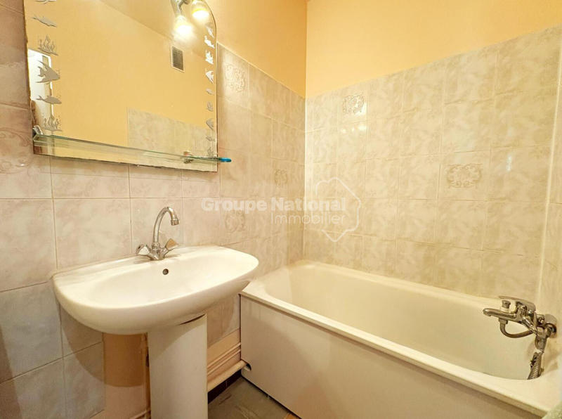 Appartement - 75 m² - 3 pièces