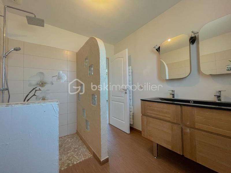 Maison - 106 m² - 6 pièces