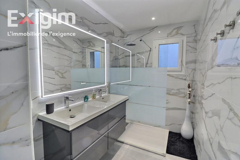 Maison - 86 m² - 4 pièces