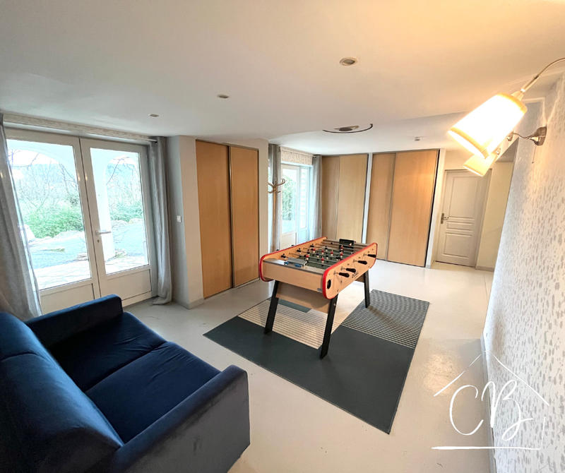 Maison - 167 m² - 6 pièces