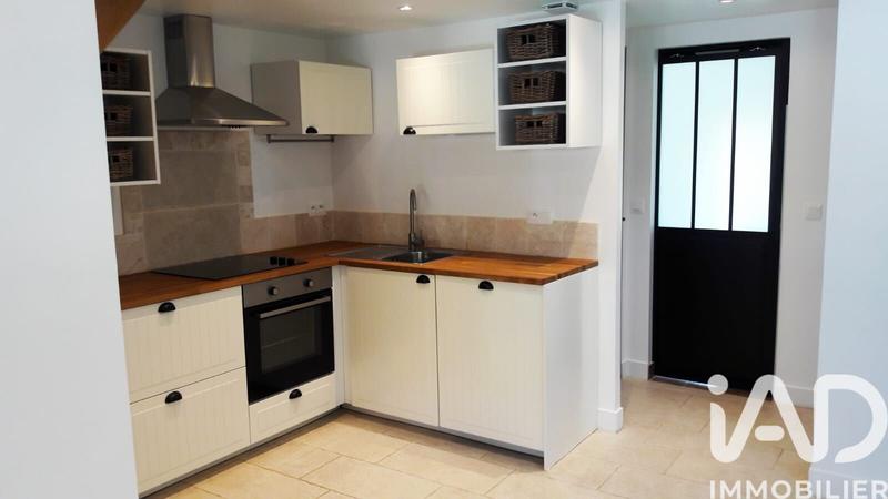 Maison - 460 m² - 19 pièces