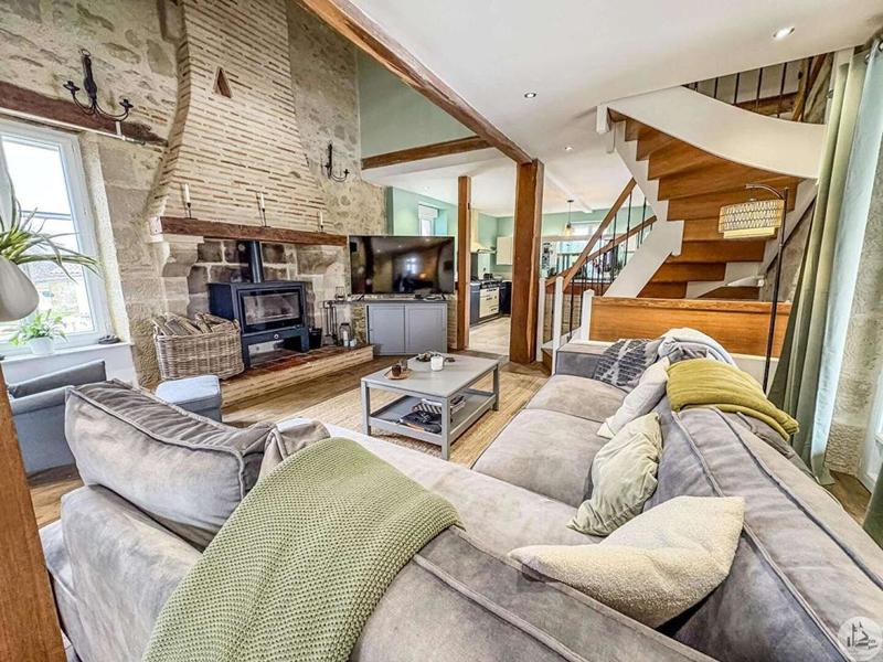 Demeure - 325 m² - 10 pièces