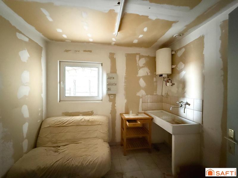 Local commercial - 496 m² - 7 pièces