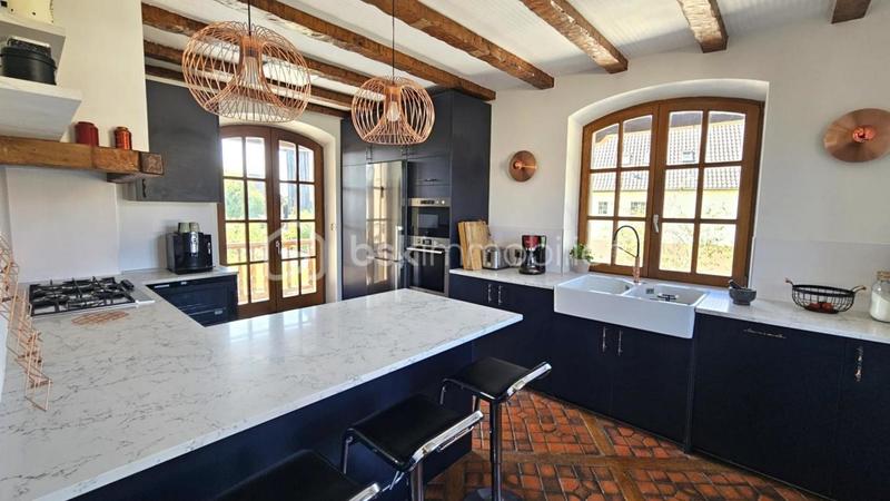 Villa - 215 m² - 5 pièces