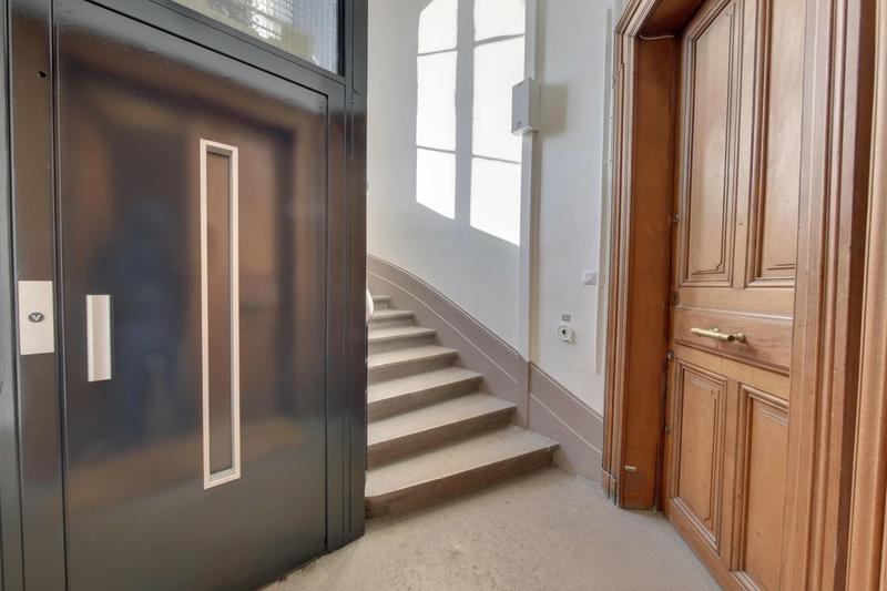 Appartement - 187 m² - 5 pièces