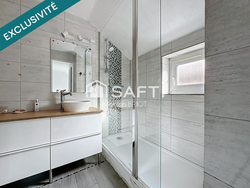 Maison - 97 m² - 6 pièces