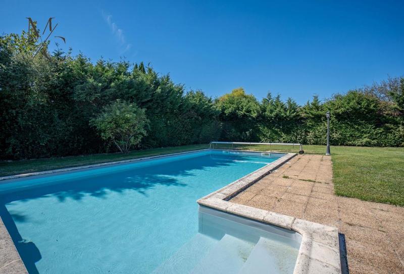 Maison d'architecte - 165 m² - 6 pièces