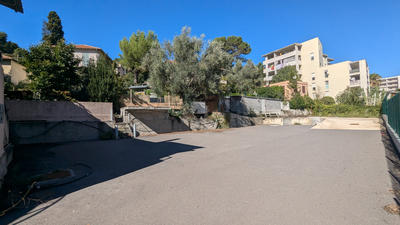 Propriété - 250 m²