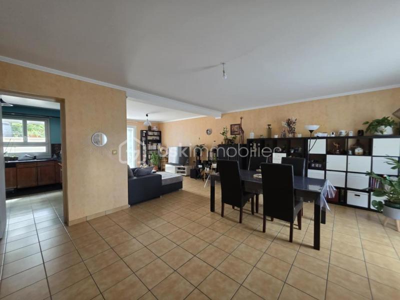 Pavillon - 120 m² - 5 pièces