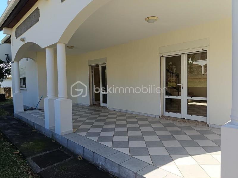 Demeure - 118 m² - 5 pièces