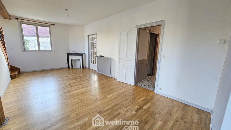 Maison - 162 m² - 8 pièces