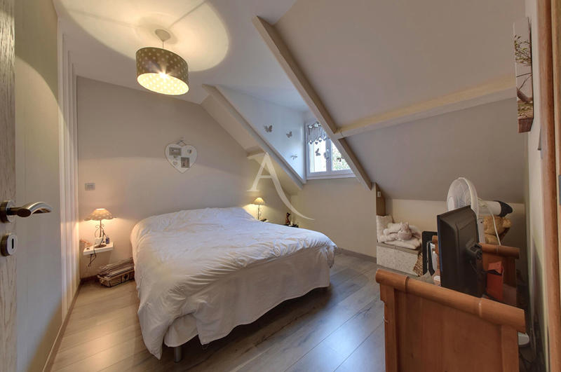 Maison - 170 m² - 7 pièces