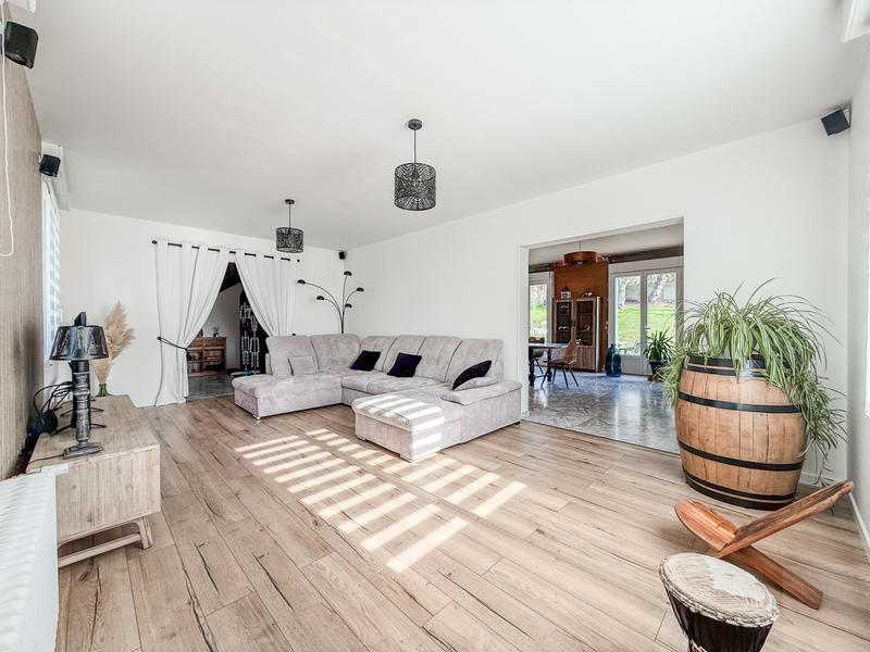 Maison - 165 m² - 6 pièces