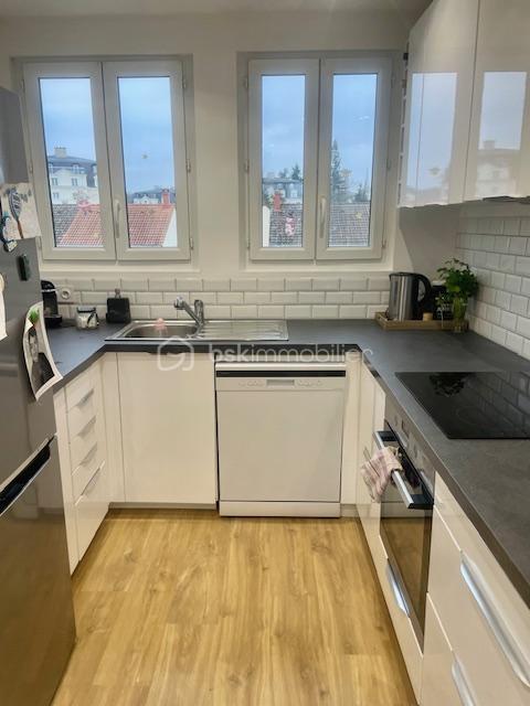 Appartement - 60 m² - 3 pièces