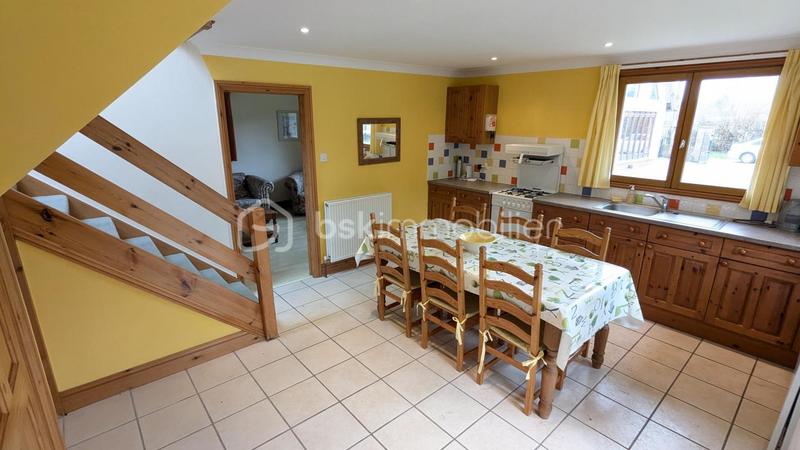 Propriété - 285 m² - 12 pièces