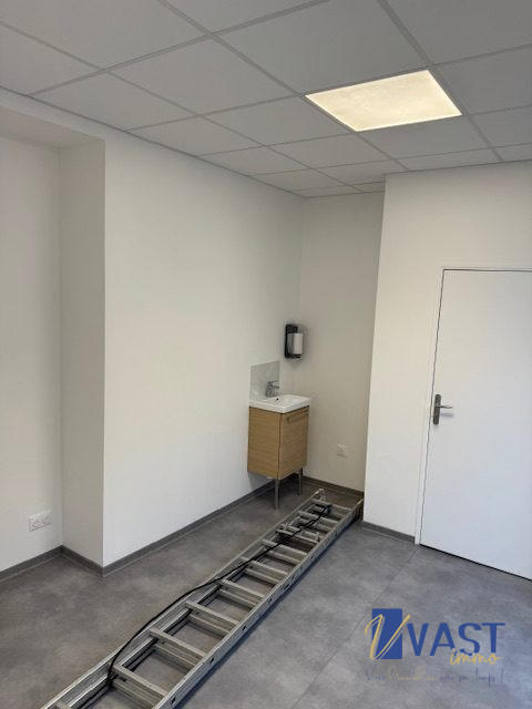 Local d'activités - 47 m² - 3 pièces