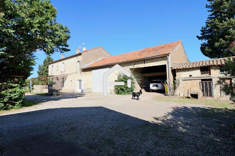 Mas - 259 m² - 8 pièces