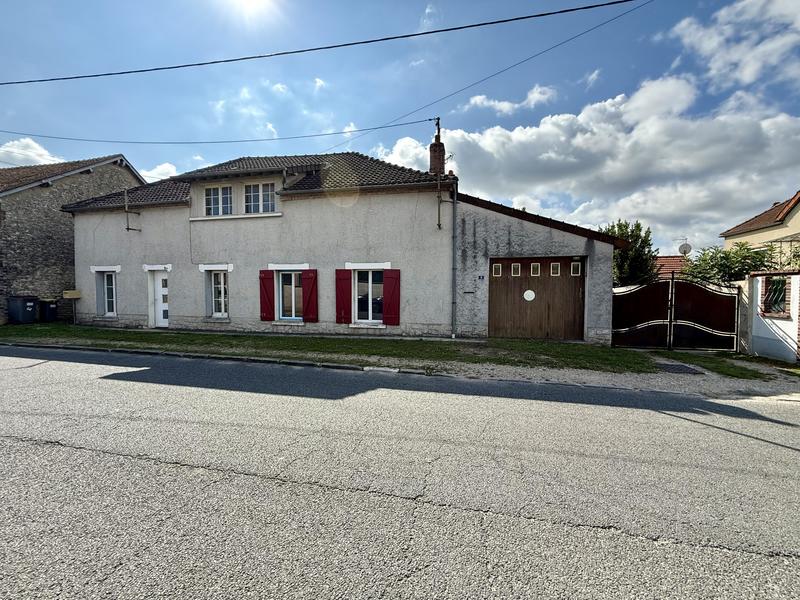 Maison - 214 m² - 7 pièces