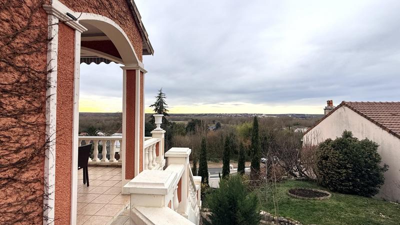 Maison traditionnelle - 129 m² - 6 pièces