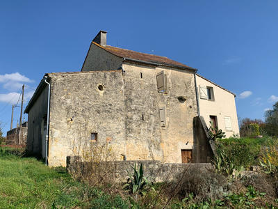 Maison - 177 m² - 7 pièces