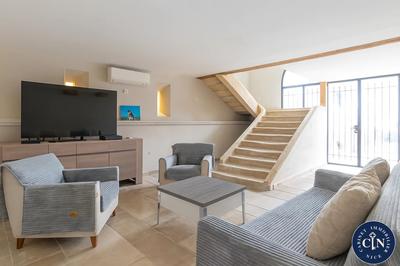 Maison - 143 m² - 6 pièces